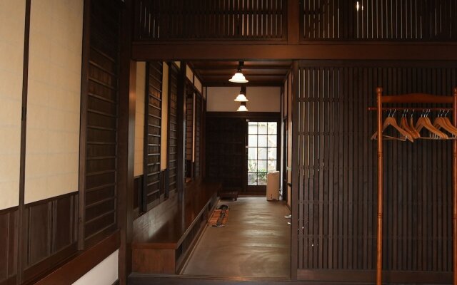 KAMIYASHIKI Private Hotel Self Check-in