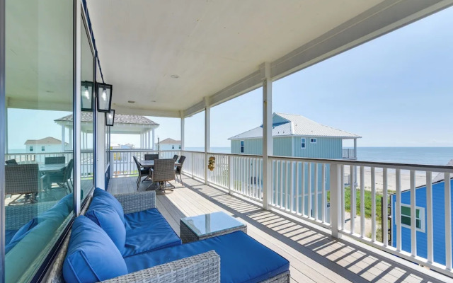 Modern Galveston Vacation Rental: Steps to Beach!