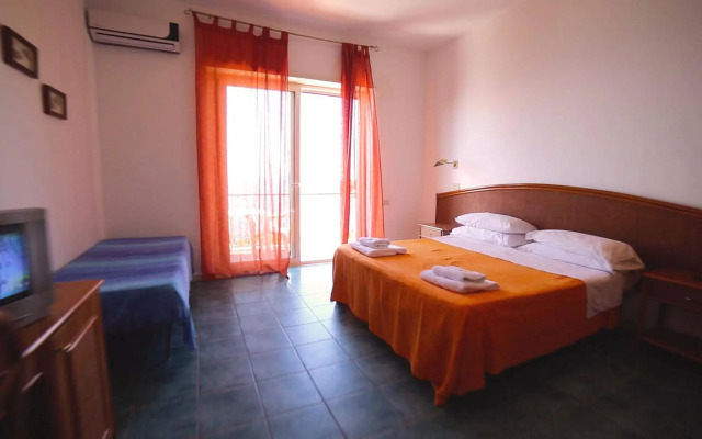 Hotel Punta Licosa