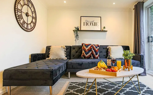 Host Stay Chicksands Avenue