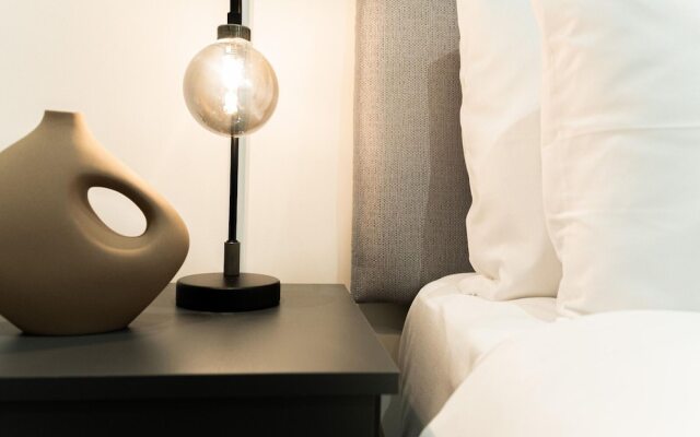 Discover Angel Central Two Bedroom by Belvilla