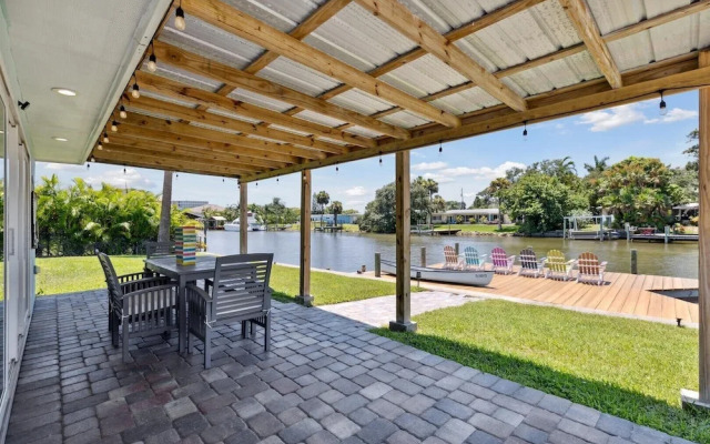 436 Cocoa Isles Blvd