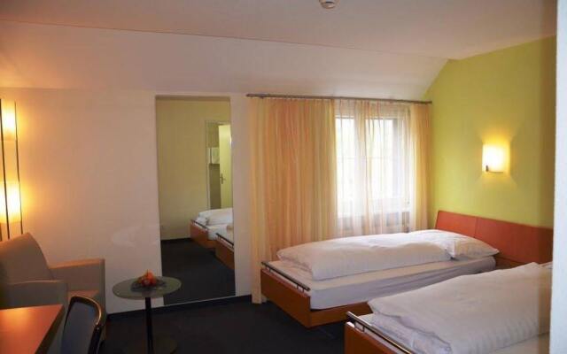 Hotel Urs Und Viktor
