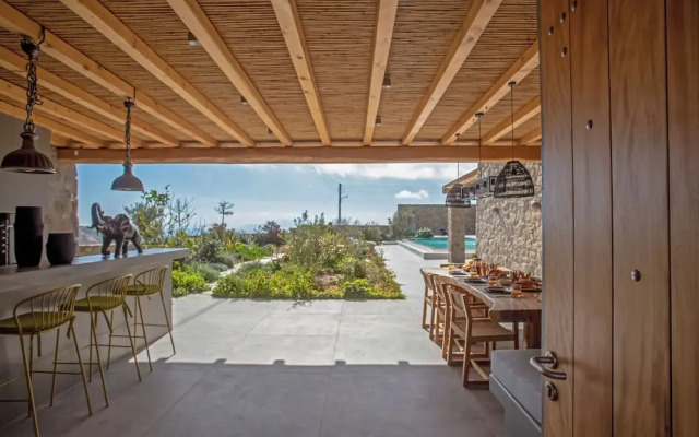 Mykonian Luxury Villa Filyra with Pool