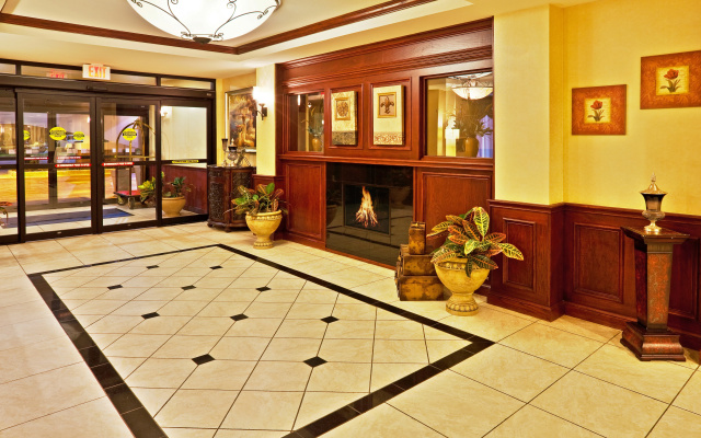 Holiday Inn Express & Suites Ponca City by IHG