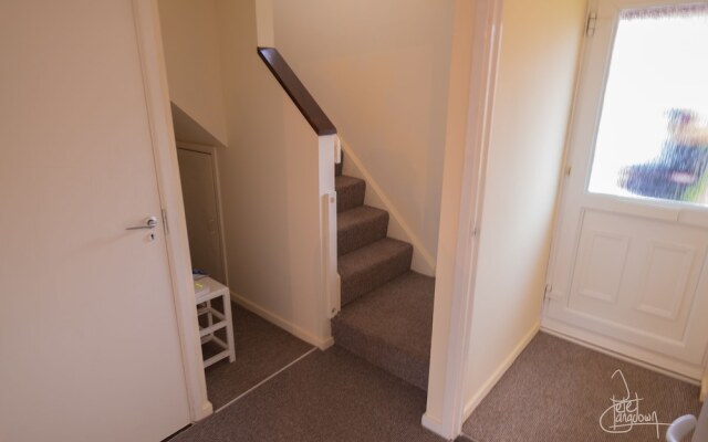 Canterbury Cosy Home