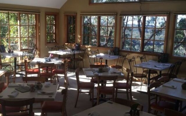 The Hideaway Retreat