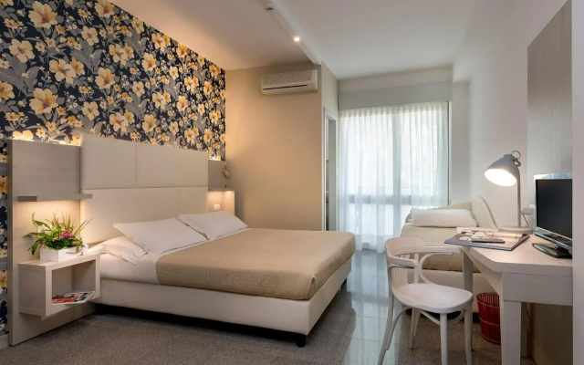 Hotel Corona