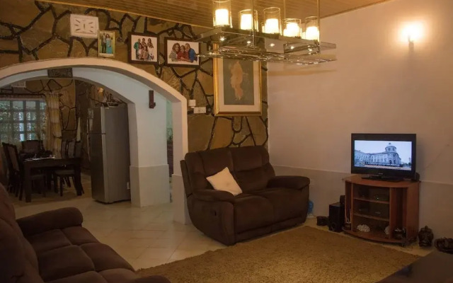 Reens Vacation Rental Home