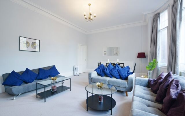The Knightsbridge Apartment