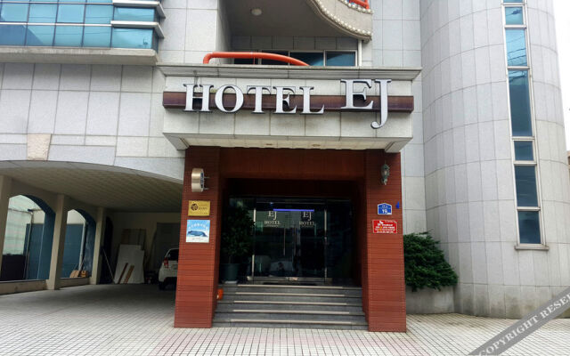 Goodstay EJ Hotel