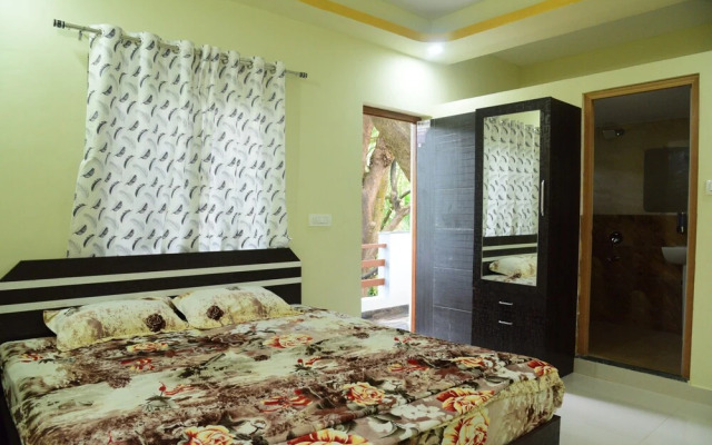 Laxmi Empire Guest House