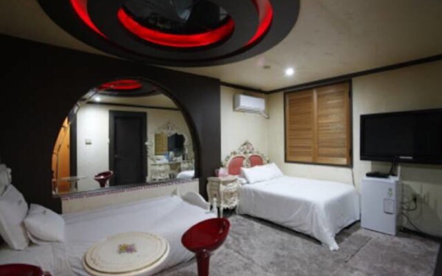 Songdo Goodstay Queen Motel