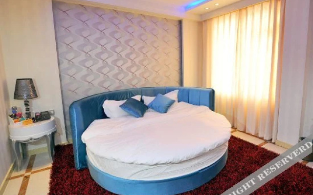 Madange Theme Hotel