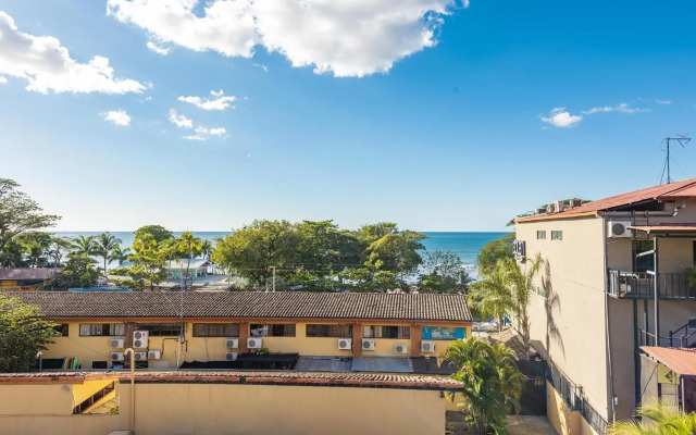 Sunrise 43 - 2 Bedroom Ocean View Condo