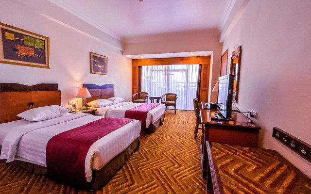 Planet Holiday Hotel & Residence