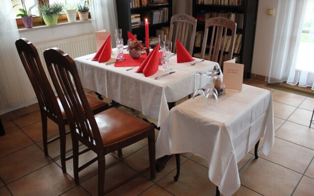 Pension & Restaurant Altjessen 57