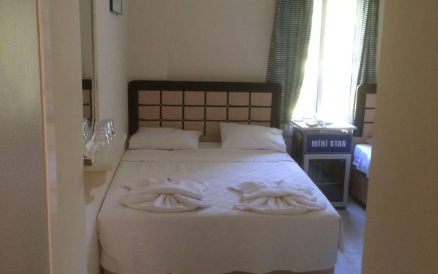 Ministar Hotel