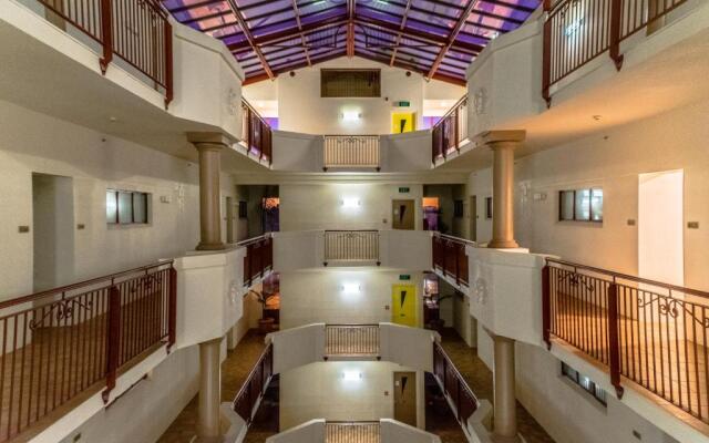 Fino Hotel & Suites