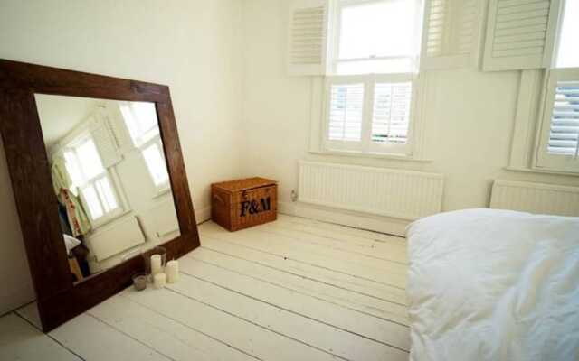 3 Bedroom House With Garden