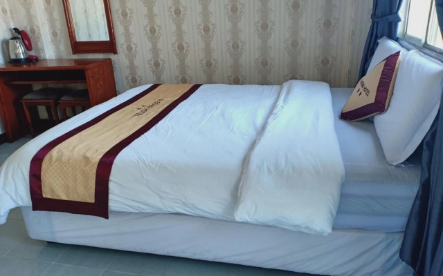 A Dong Hotel DL - by BAY LUXURY