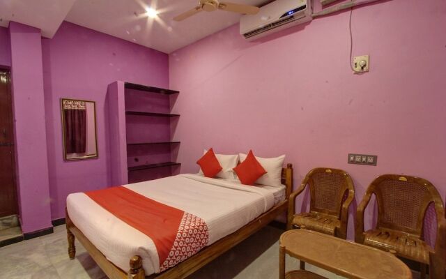 Oyo 38664 Rt Residency
