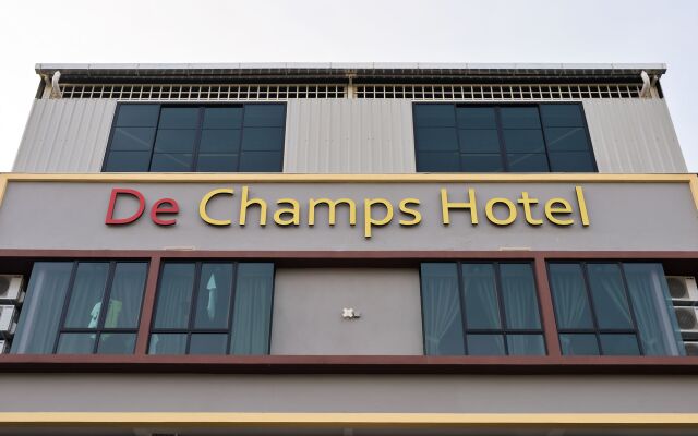 De Champs Hotel