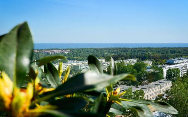 Bently Apartments - Four Oceans Seaside