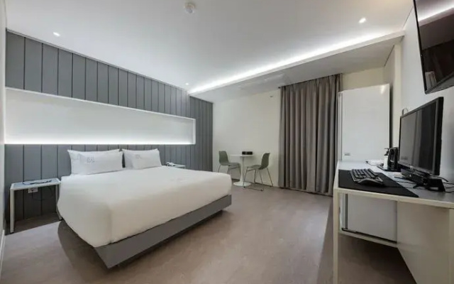 Hotel With Stay Cheong Ju