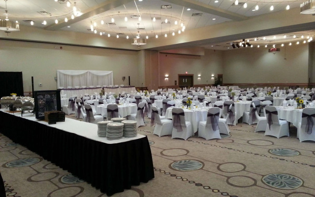 Camrose Resort & Casino