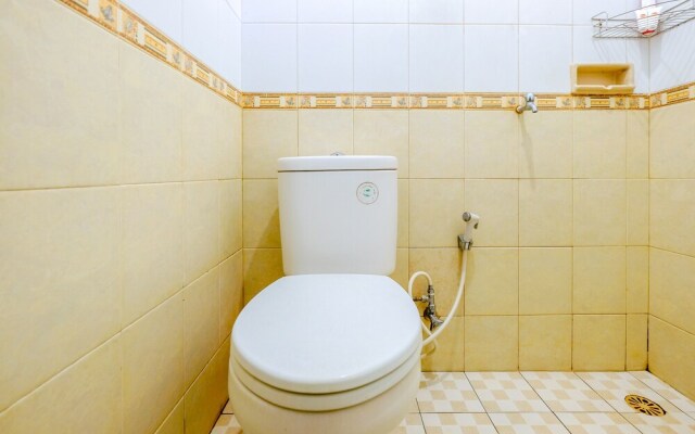 Kost & Homestay 911 by OYO Rooms