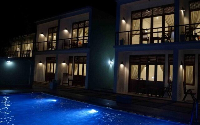 Hotel Athgira