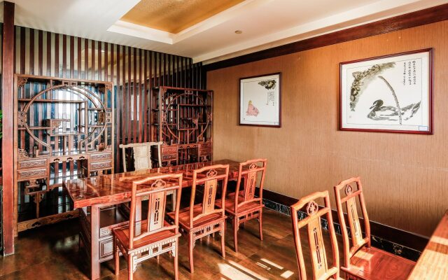 Ying Ge Hai Holiday Hotel