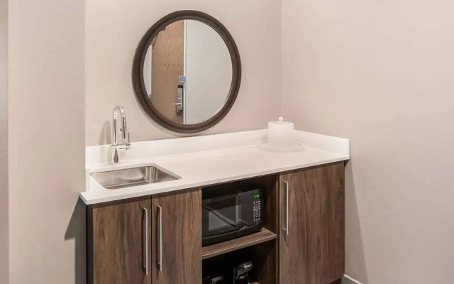 Hampton Inn & Suites Houghton