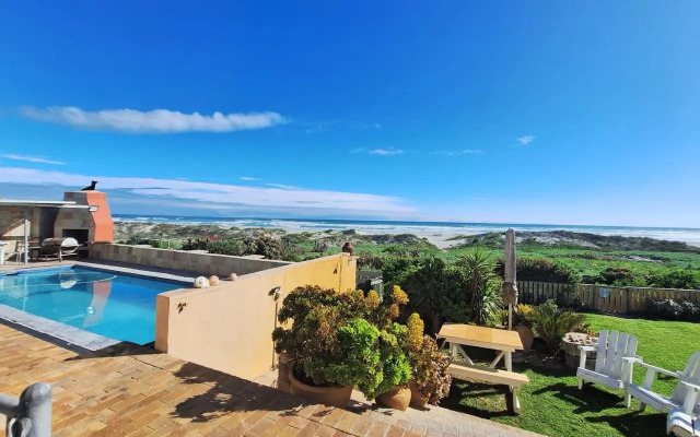 14 Penguin Place, Melkbosstrand