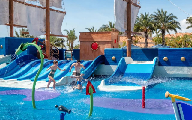 Centara Mirage Resort Mui Ne