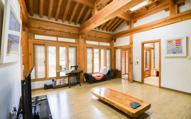 Suncheon Bulbidang Hanok Pension