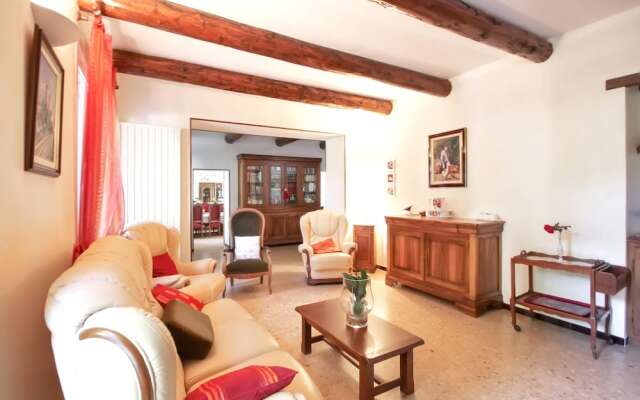 Villa With 4 Bedrooms in Althen-des-paluds, With Private Pool, Terrace