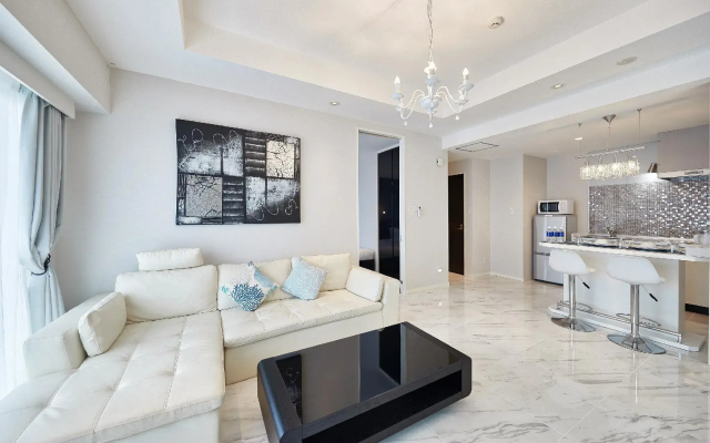 Hotel 385