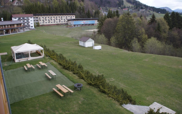 Apartmány IVKA a MAŤKO DONOVALY 198