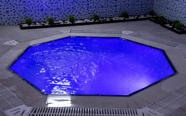 MCG Marble Hotel