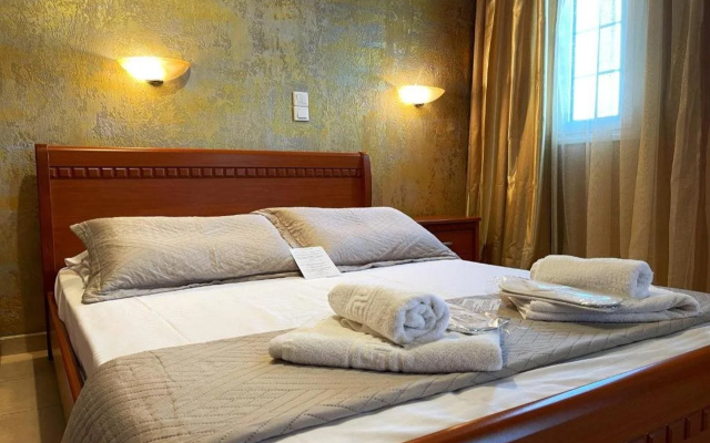 Apollonion Palace Hotel