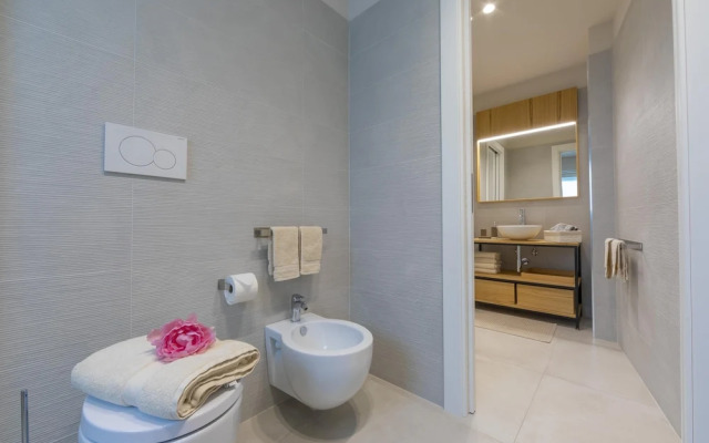 Mina Apartment 100m From Sea