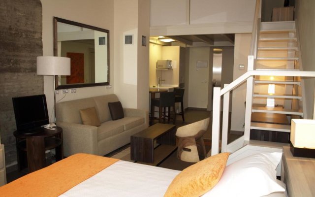 Eco Alcala Suites