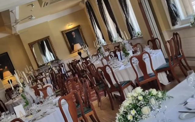 The Racquet Club Hotel