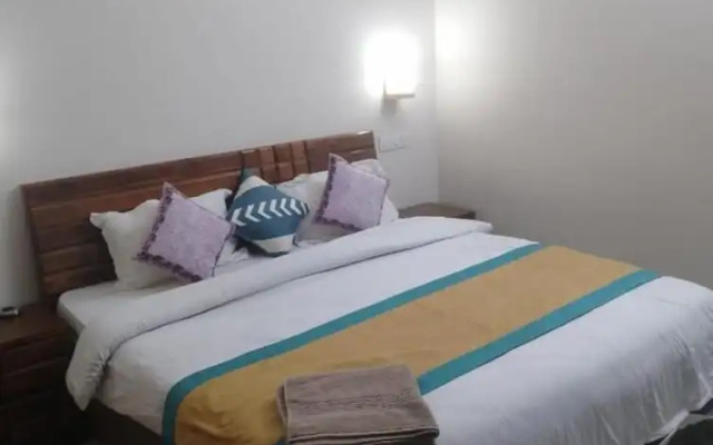 Goroomgo Marina Hills Resort Solan