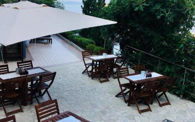 Oasis Premium Primosten