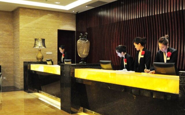 Lake View Garden Hotel