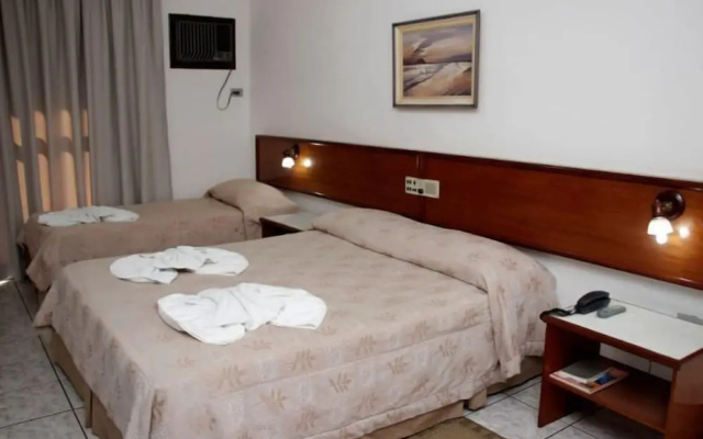 Hotel Midas