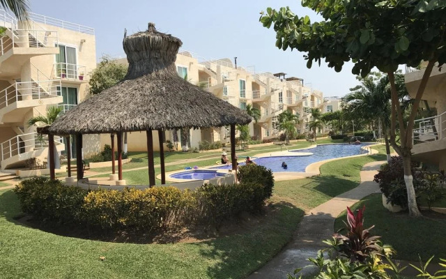 Alexia Marina Diamante